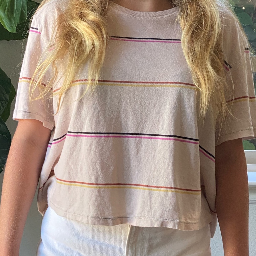 billabong short sleeve beige top